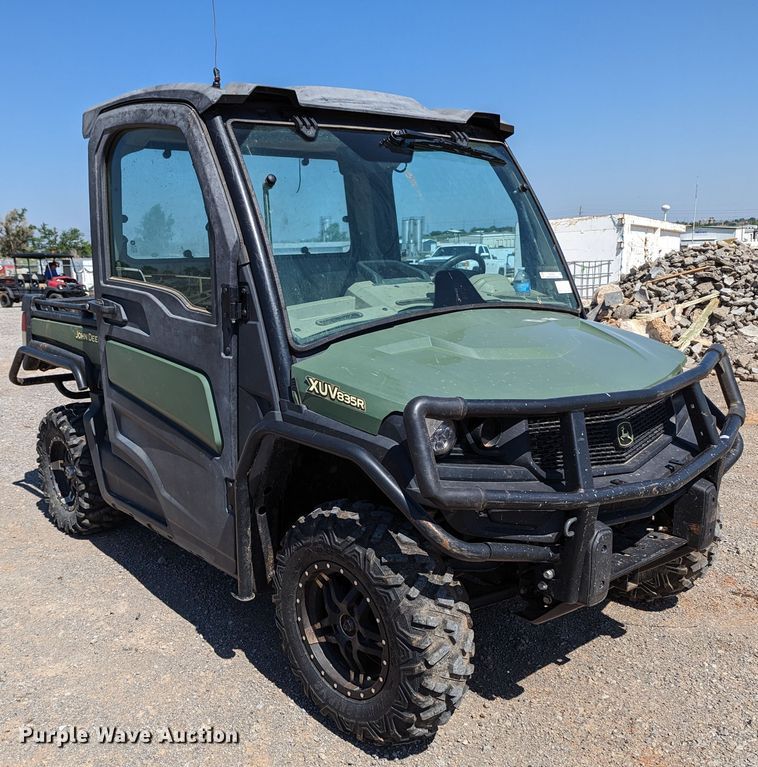 image for item MN9992 2020 John Deere XUV835R  utility vehicle
