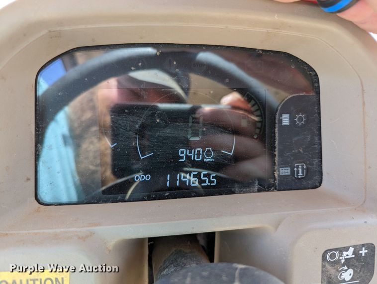 image for item MN9992 2020 John Deere XUV835R  utility vehicle