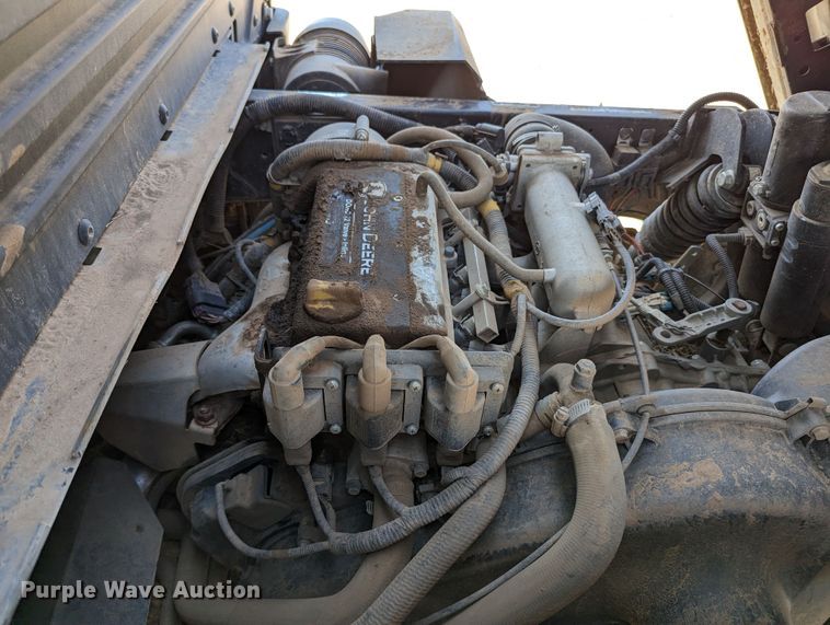 image for item MN9992 2020 John Deere XUV835R  utility vehicle