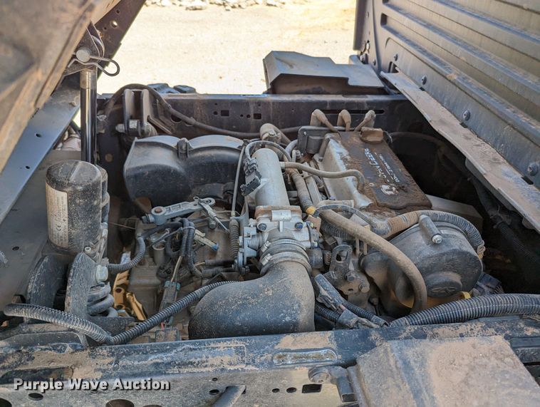 image for item MN9992 2020 John Deere XUV835R  utility vehicle