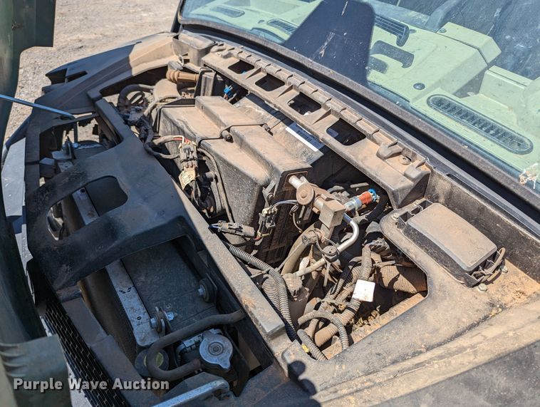 image for item MN9992 2020 John Deere XUV835R  utility vehicle