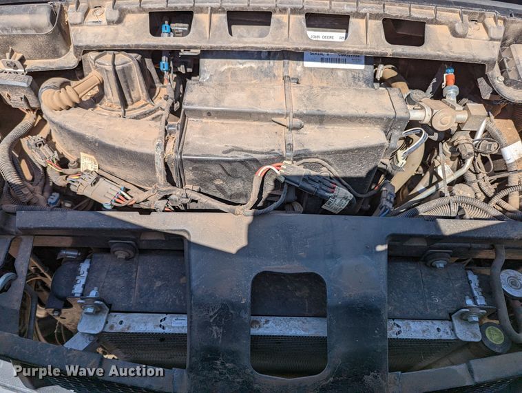 image for item MN9992 2020 John Deere XUV835R  utility vehicle