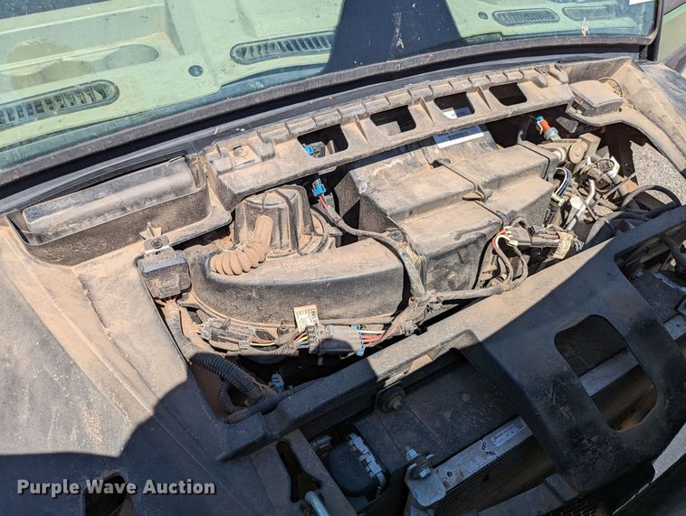 image for item MN9992 2020 John Deere XUV835R  utility vehicle