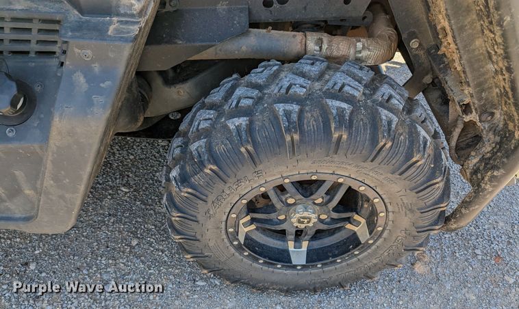 image for item MN9992 2020 John Deere XUV835R  utility vehicle