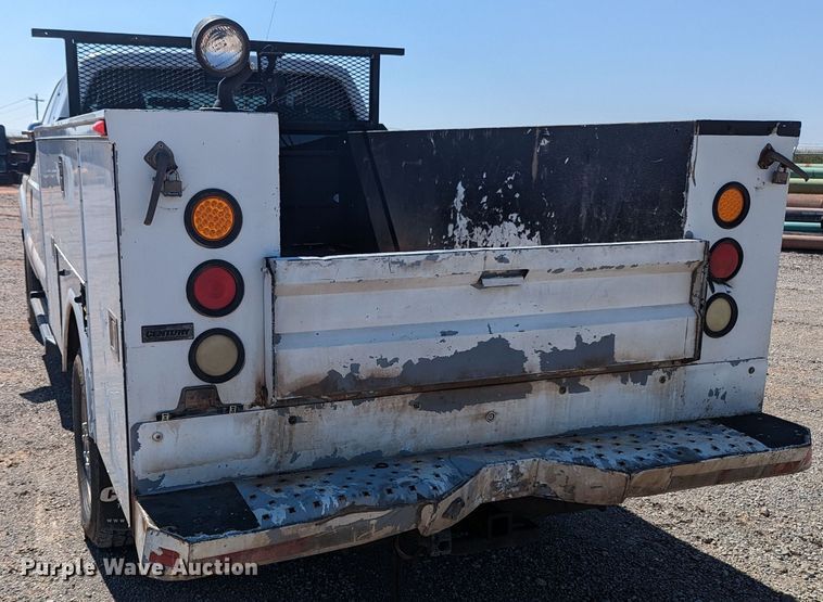 image for item MN9994 2011 Ford F350 Super Duty  SuperCab utility bed pickup truck