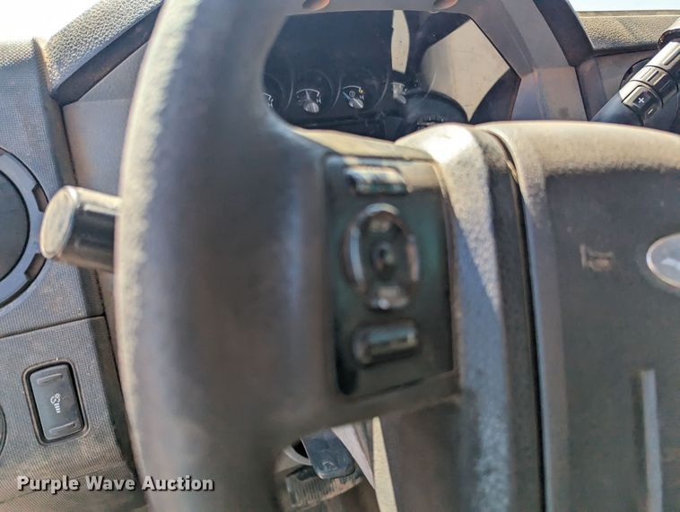 image for item MN9994 2011 Ford F350 Super Duty  SuperCab utility bed pickup truck