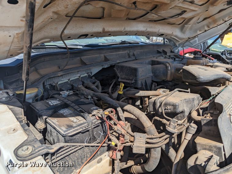 image for item MN9994 2011 Ford F350 Super Duty  SuperCab utility bed pickup truck