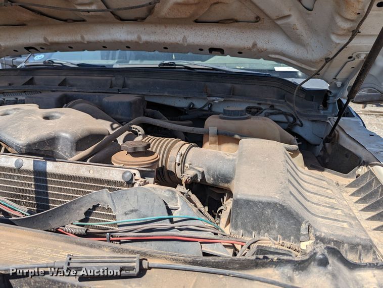 image for item MN9994 2011 Ford F350 Super Duty  SuperCab utility bed pickup truck