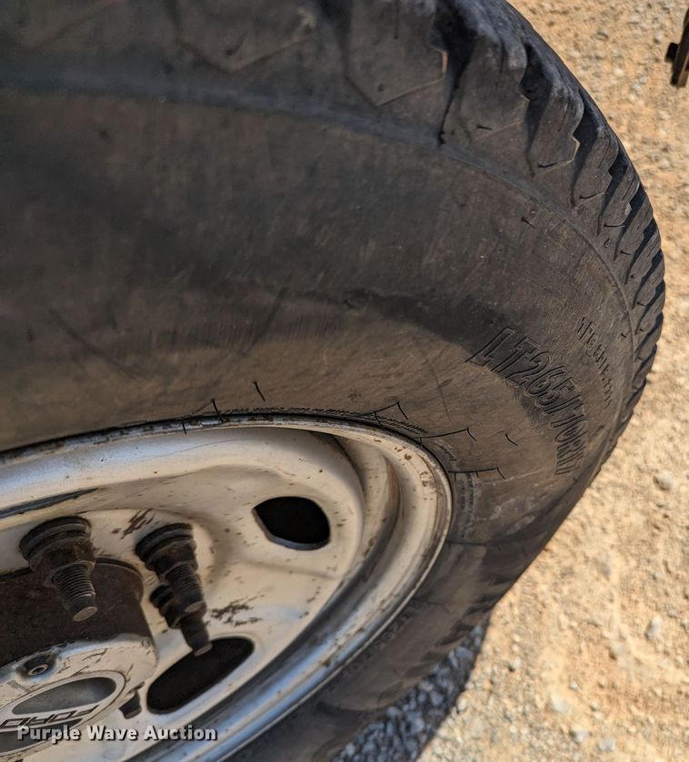 image for item MN9994 2011 Ford F350 Super Duty  SuperCab utility bed pickup truck