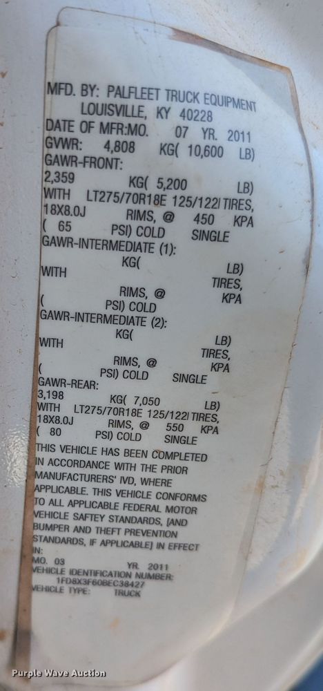 image for item MN9994 2011 Ford F350 Super Duty  SuperCab utility bed pickup truck