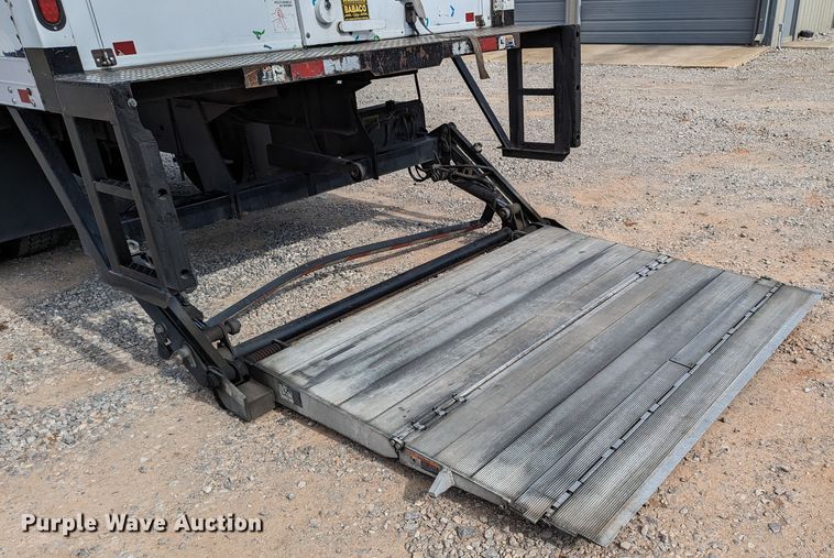 image for item MN9998 2010 Hino 268  refrigerated truck