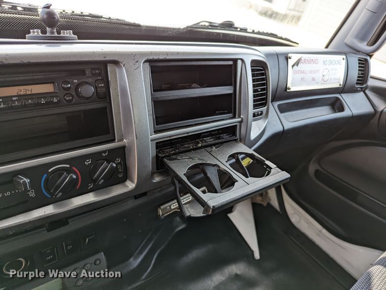 image for item MN9998 2010 Hino 268  refrigerated truck