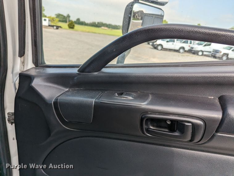 image for item MN9998 2010 Hino 268  refrigerated truck