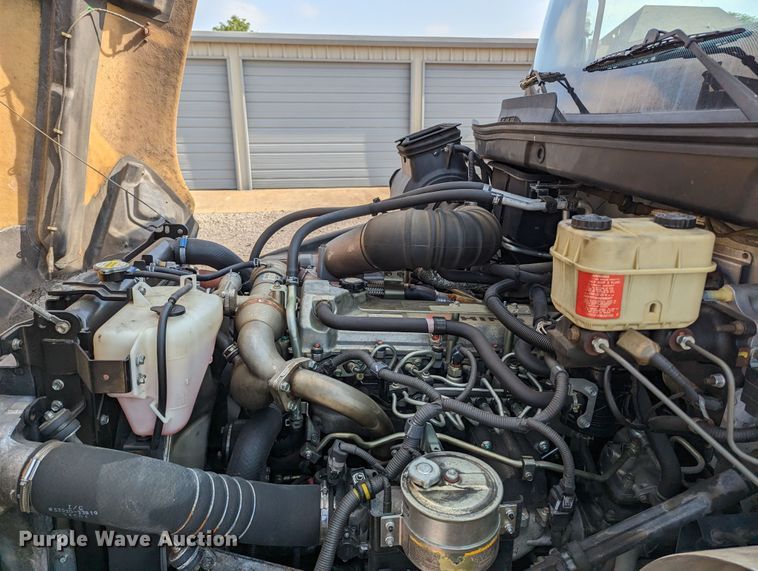 image for item MN9998 2010 Hino 268  refrigerated truck