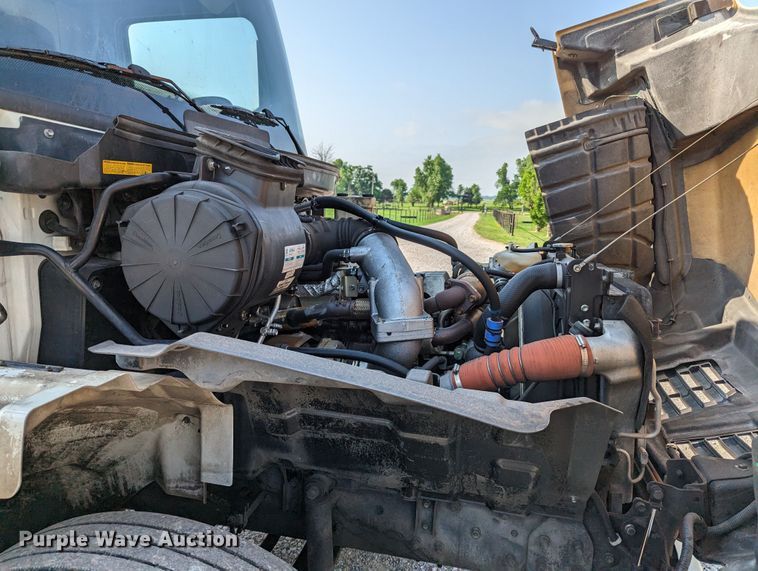 image for item MN9998 2010 Hino 268  refrigerated truck