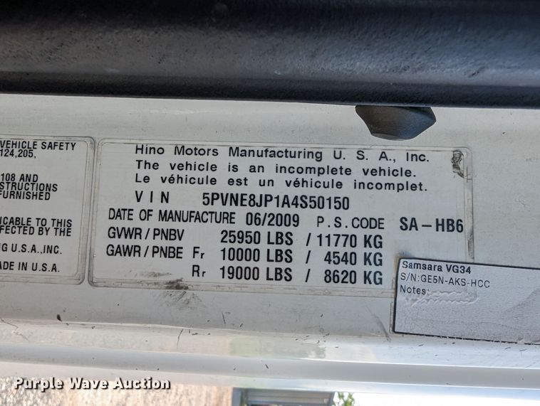 image for item MN9998 2010 Hino 268  refrigerated truck