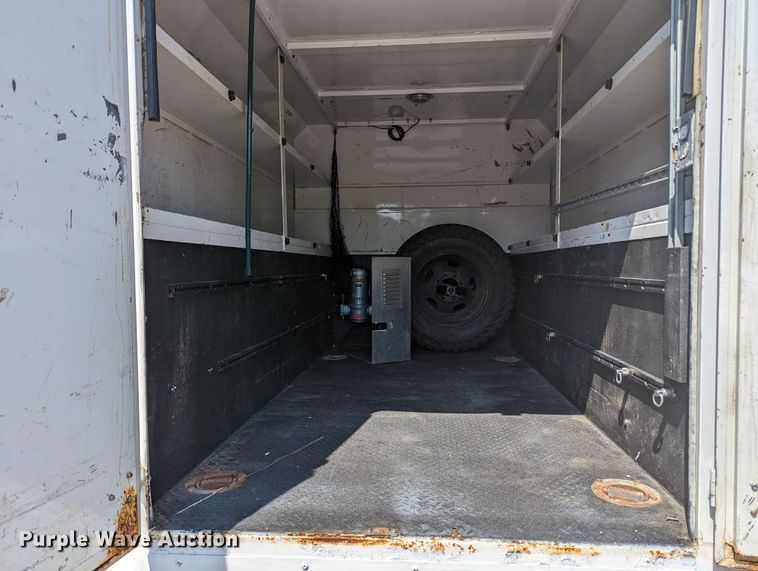 image for item MN9999 2011 Ford  F350 Super Duty  SuperCab utility bed pickup truck