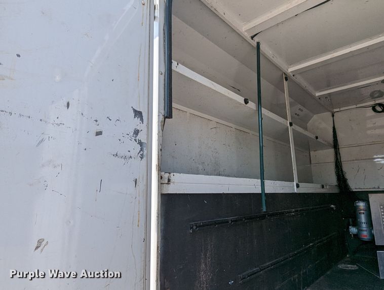 image for item MN9999 2011 Ford  F350 Super Duty  SuperCab utility bed pickup truck