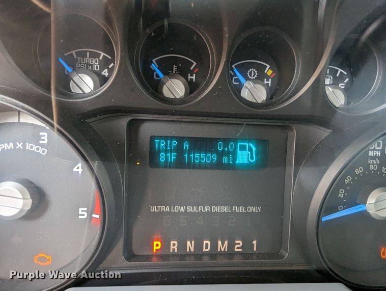 image for item MN9999 2011 Ford  F350 Super Duty  SuperCab utility bed pickup truck