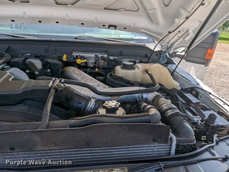 image for item MN9999 2011 Ford  F350 Super Duty  SuperCab utility bed pickup truck