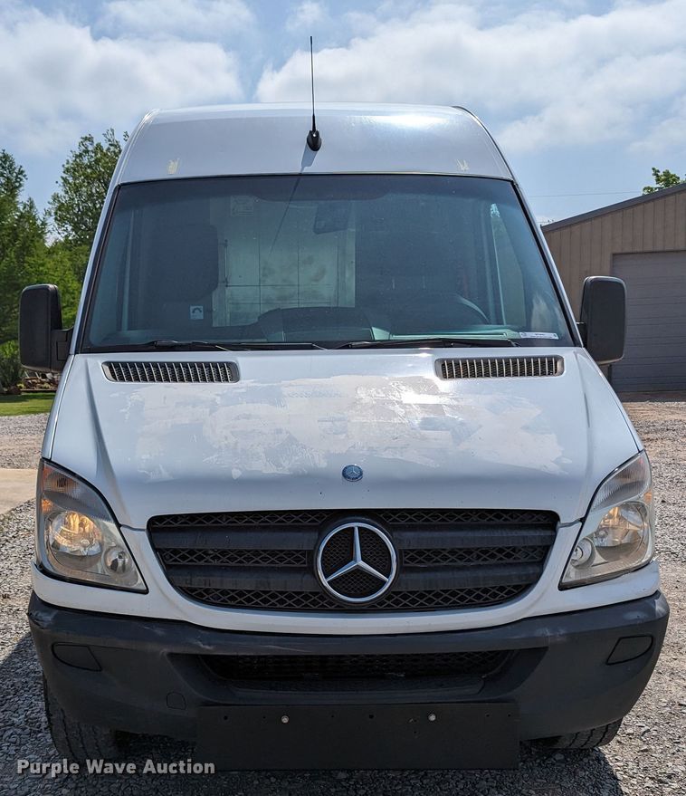 image for item MO9001 2011 Mercedes Benz Sprinter  van