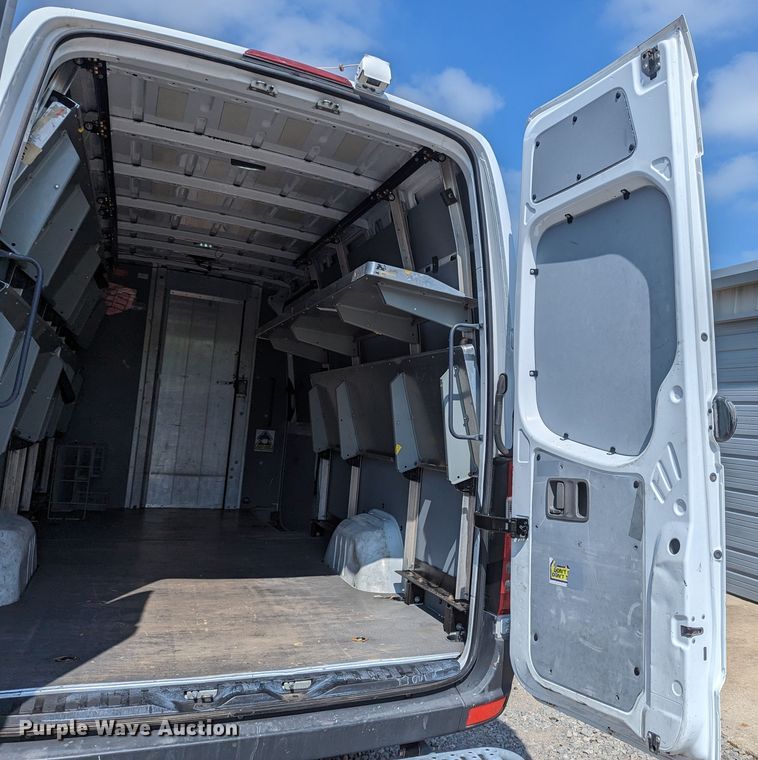 image for item MO9001 2011 Mercedes Benz Sprinter  van