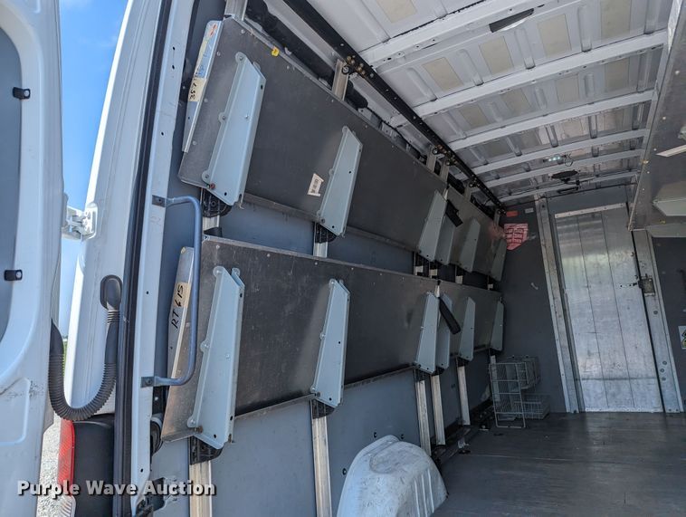 image for item MO9001 2011 Mercedes Benz Sprinter  van