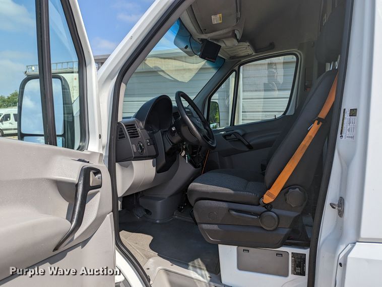 image for item MO9001 2011 Mercedes Benz Sprinter  van