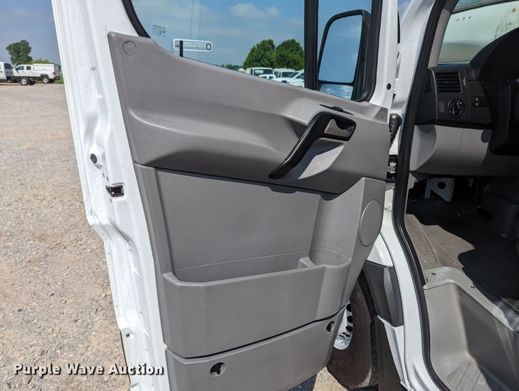 image for item MO9001 2011 Mercedes Benz Sprinter  van