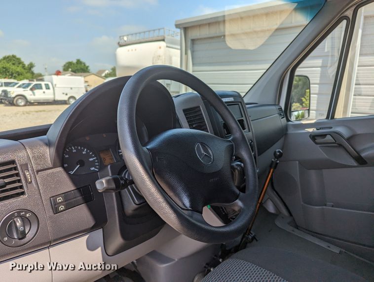 image for item MO9001 2011 Mercedes Benz Sprinter  van