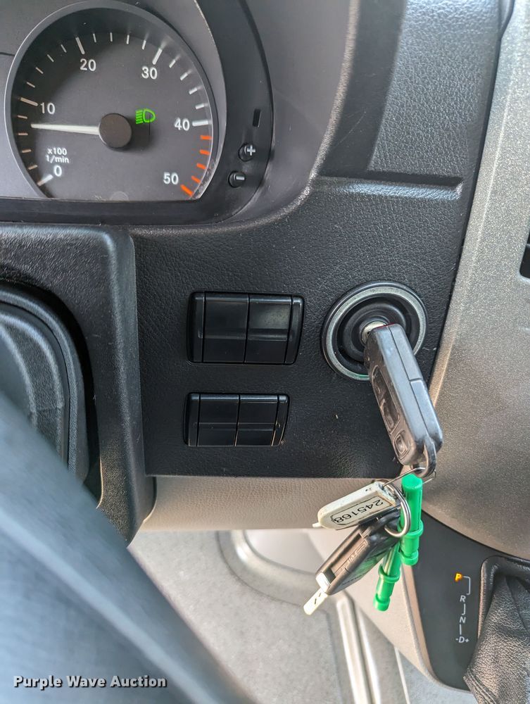 image for item MO9001 2011 Mercedes Benz Sprinter  van