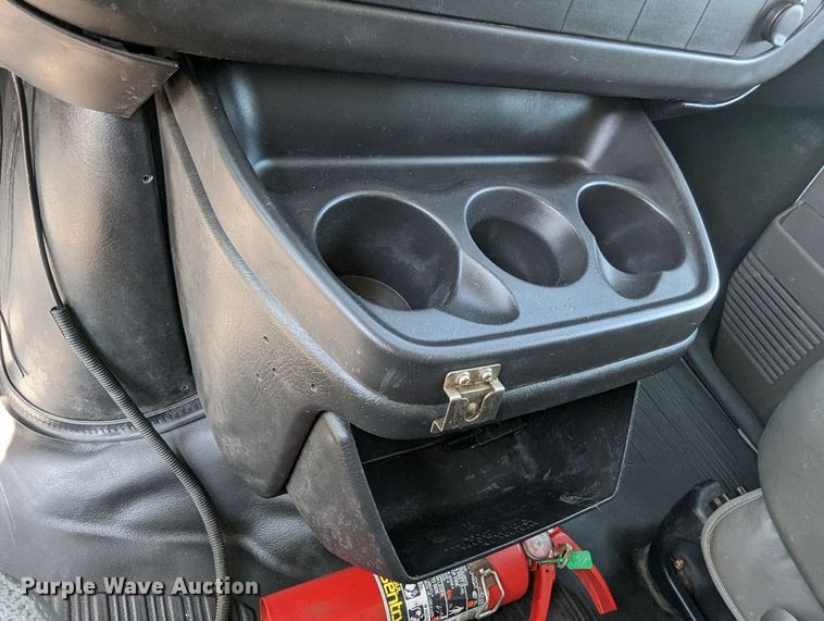 image for item MO9002 2009 Chevrolet Express 1500  van