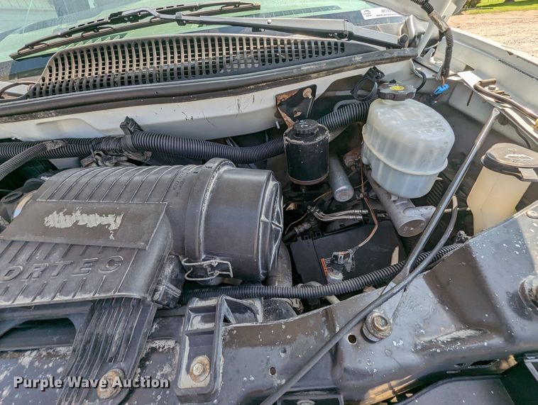 image for item MO9002 2009 Chevrolet Express 1500  van