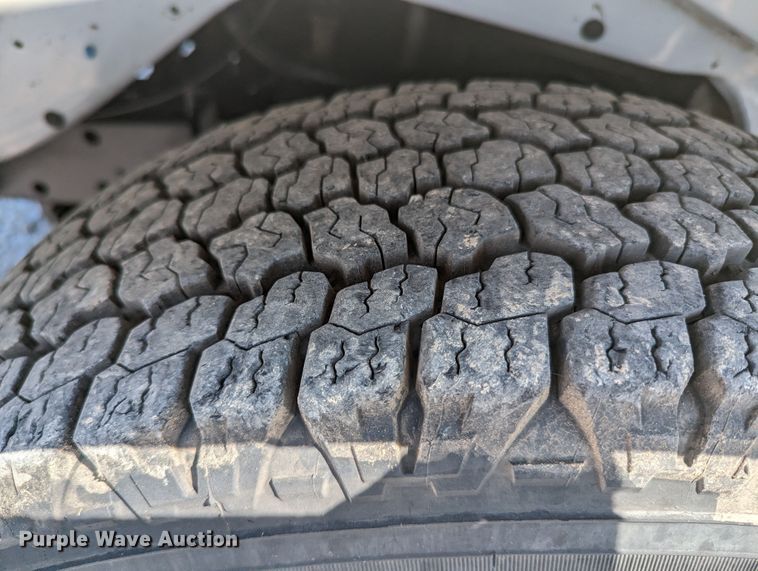 image for item MO9002 2009 Chevrolet Express 1500  van