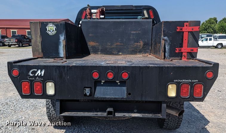 image for item MO9003 2012 Ford F250 Super Duty  SuperCab flatbed pickup truck