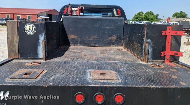 image for item MO9003 2012 Ford F250 Super Duty  SuperCab flatbed pickup truck