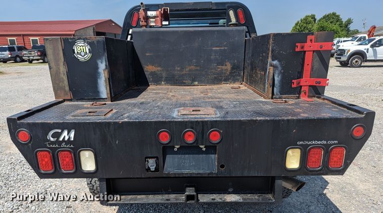 image for item MO9003 2012 Ford F250 Super Duty  SuperCab flatbed pickup truck