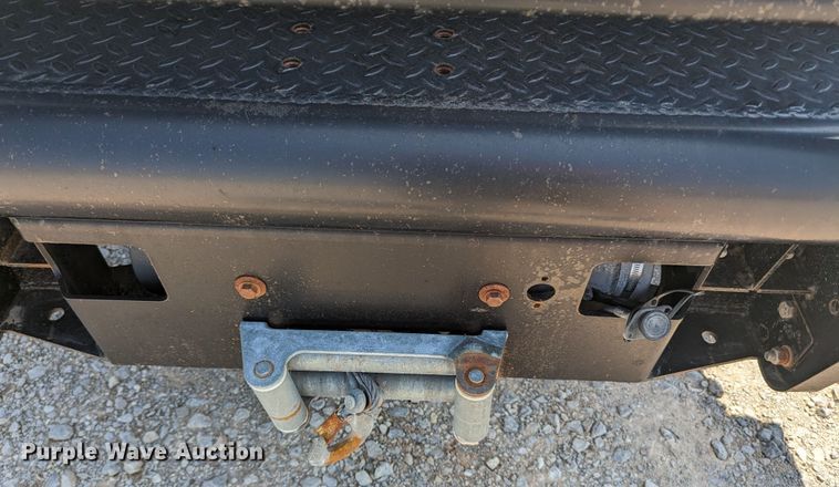 image for item MO9003 2012 Ford F250 Super Duty  SuperCab flatbed pickup truck