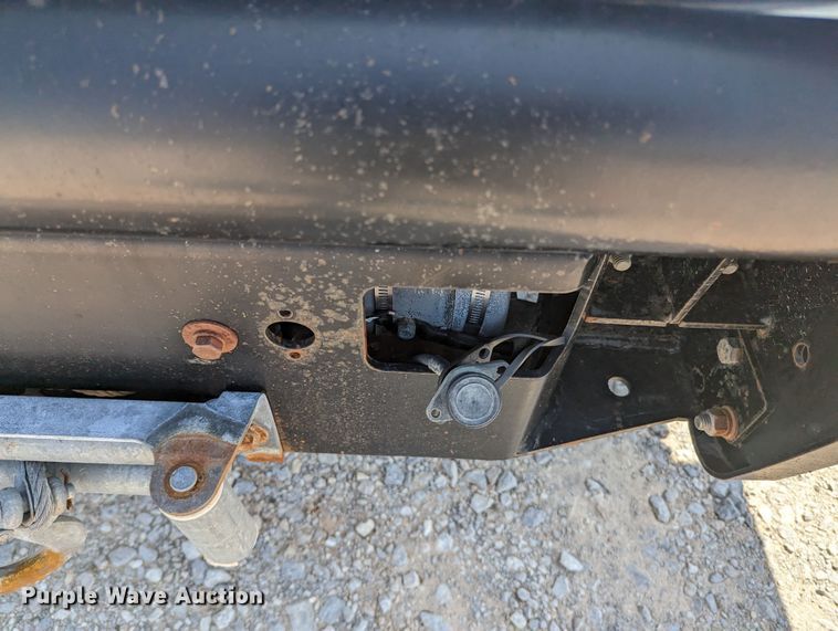 image for item MO9003 2012 Ford F250 Super Duty  SuperCab flatbed pickup truck