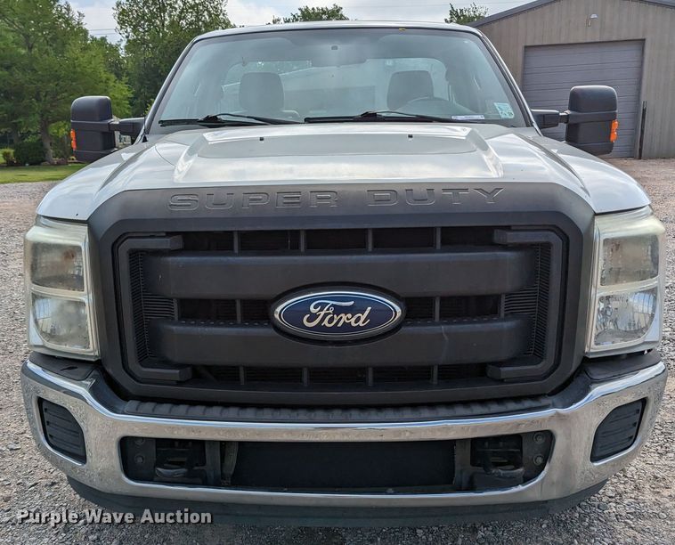 image for item MO9004 2012 Ford F250 Super Duty  pickup truck