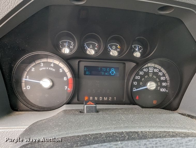 image for item MO9004 2012 Ford F250 Super Duty  pickup truck