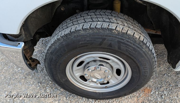 image for item MO9004 2012 Ford F250 Super Duty  pickup truck