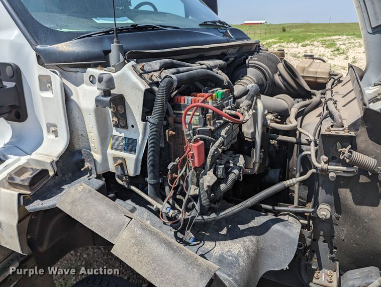 image for item MO9007 2006 Chevrolet C4500  utility / service truck