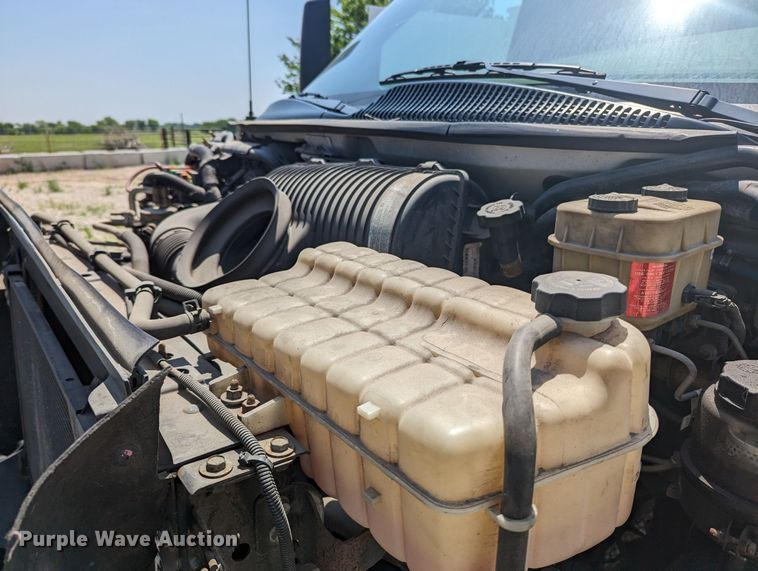 image for item MO9007 2006 Chevrolet C4500  utility / service truck