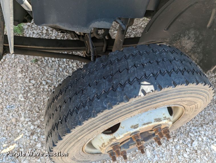 image for item MO9007 2006 Chevrolet C4500  utility / service truck