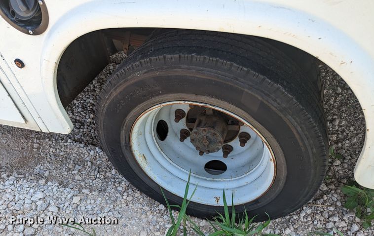 image for item MO9007 2006 Chevrolet C4500  utility / service truck