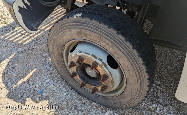 image for item MO9007 2006 Chevrolet C4500  utility / service truck