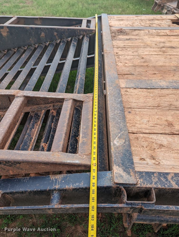 image for item MO9020 2014 Big Tex 25GN-35+5  equipment trailer