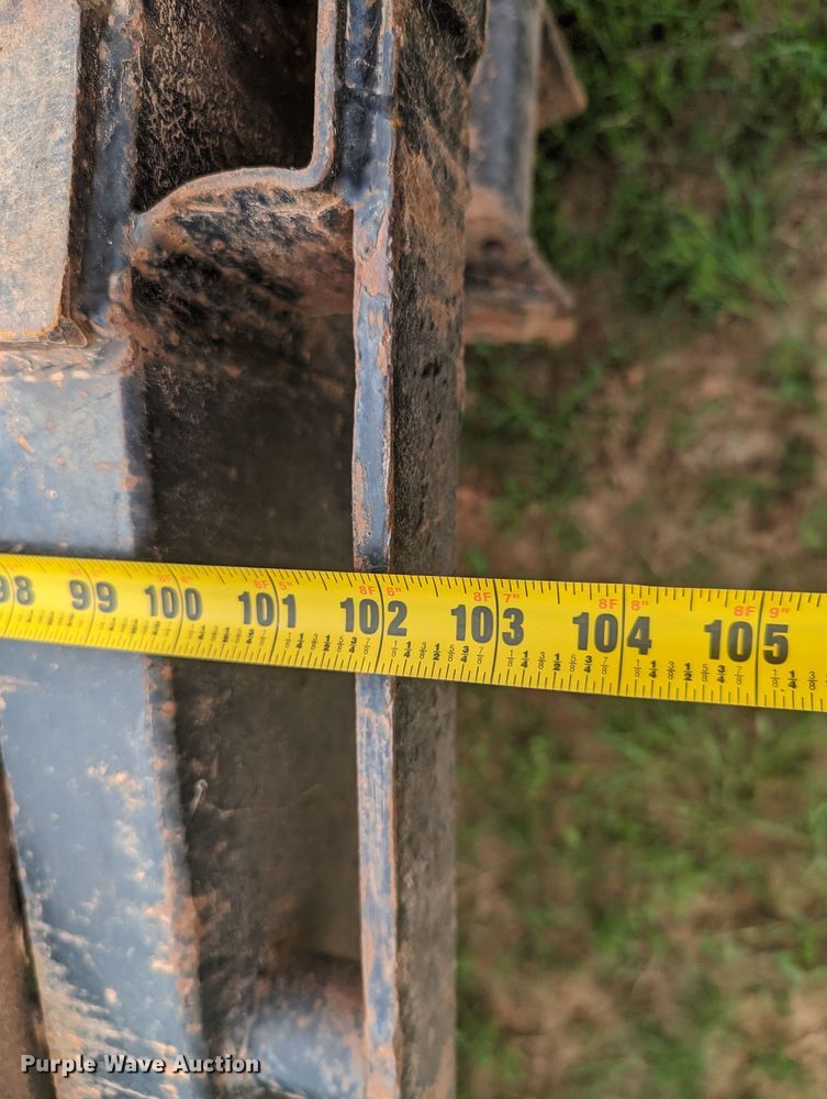 image for item MO9020 2014 Big Tex 25GN-35+5  equipment trailer