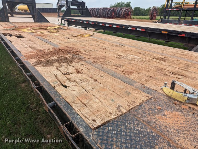 image for item MO9020 2014 Big Tex 25GN-35+5  equipment trailer